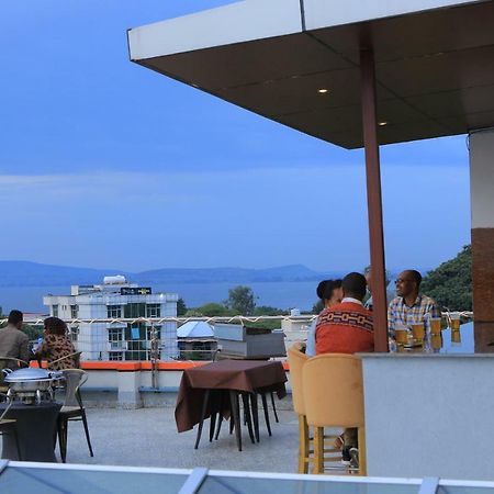 Heron Hotel Awasa Buitenkant foto
