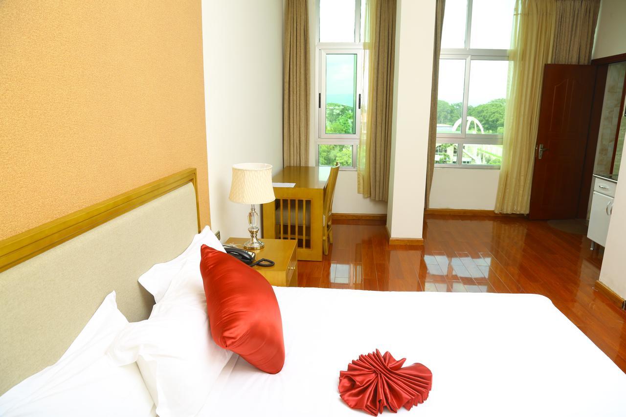 Heron Hotel Awasa Buitenkant foto